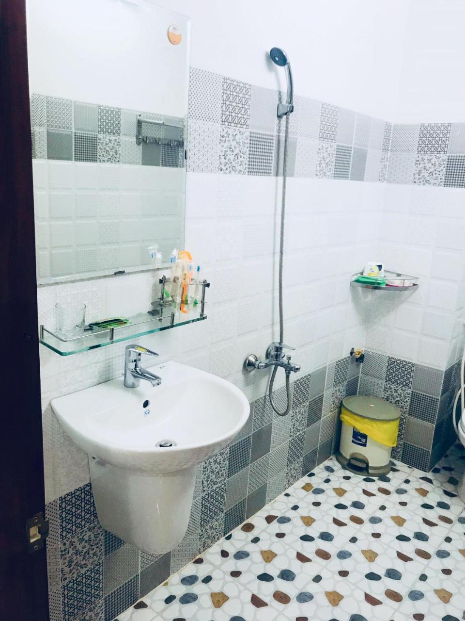 Hotel Duc Thanh Chi Khu Co Ong Kültér fotó